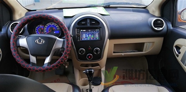 吉利 熊猫 2014款 CROSS 1.5L 自动精英型-漂亮自动挡拉风小轿车