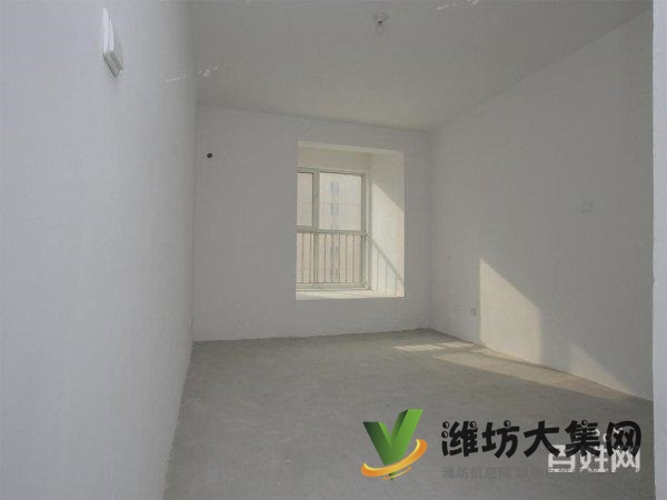 市府广场近,加州世纪尊品准现房122平3室2厅69