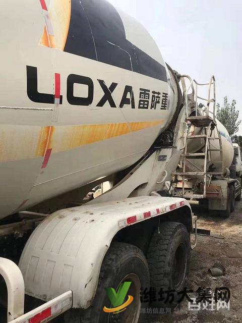 处理16年二手欧曼搅拌车 大14拉16方 后八轮