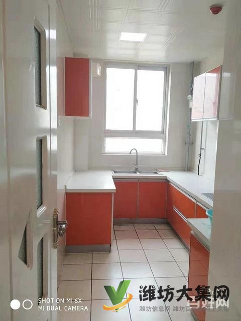 精装三房 丽水芳洲 业主城心出售 仅需78万 钥匙