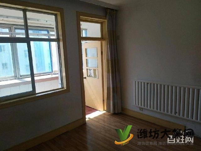 育英中学 潍棉小区 多层两室 中等装修 带厦子出税