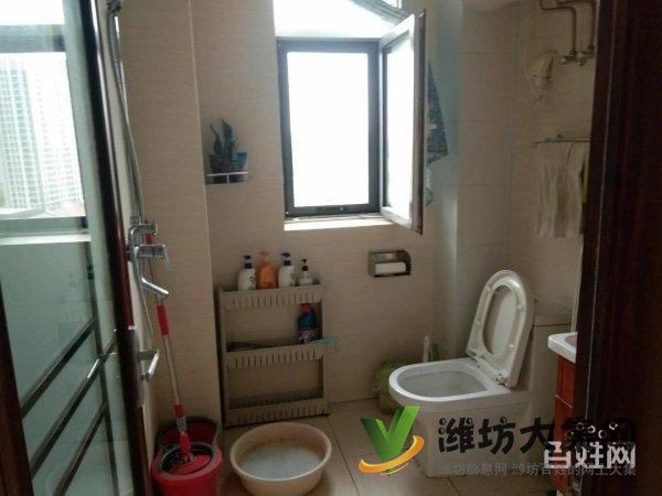 健康街文化路盛世华府豪装三室 房主急售 随时看房