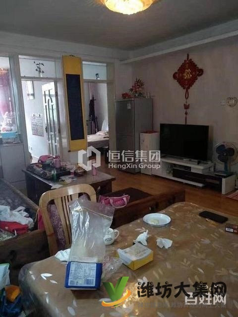 圣荣广场 仅一套一楼带院 92平 通透三室 急售 仅需78万顶