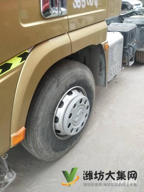 急售二手陕汽德龙X3000牵引车500马力双驱重体