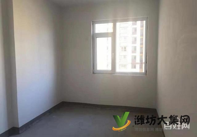 万达北现房5500 御景苑!152平!4室!客厅