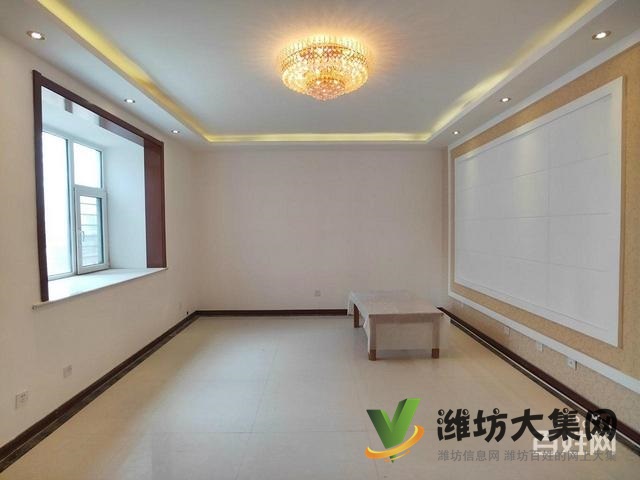 安全交易 东方名苑精装未住!3室 送地下室!送车位