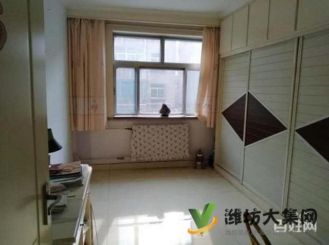 潍州路万达金都近 多层不顶91平3室精装双气无税