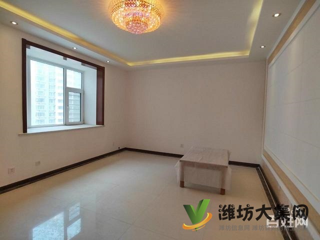 安全交易 东方名苑精装未住!3室 送地下室!送车位