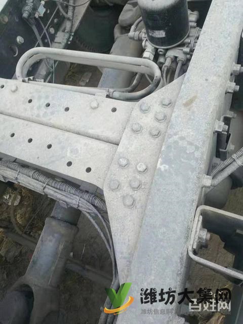 18年6月二手解放J6p牵引车 500马力双驱轻体