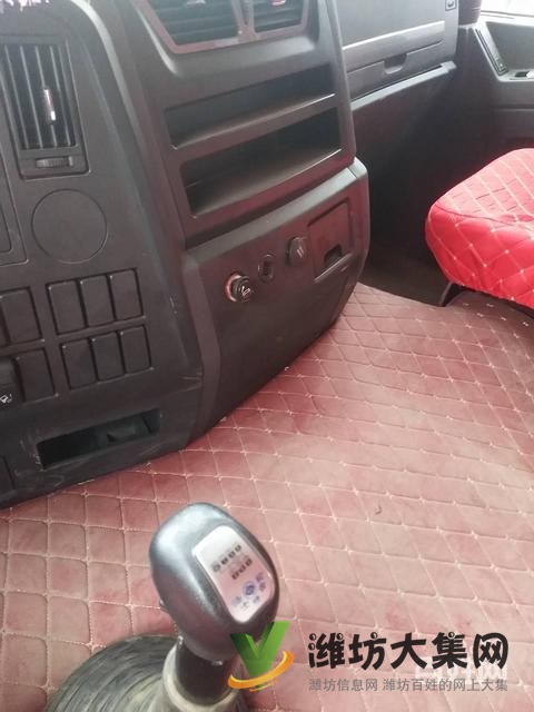 急售二手陕汽德龙X3000牵引车500马力双驱重体