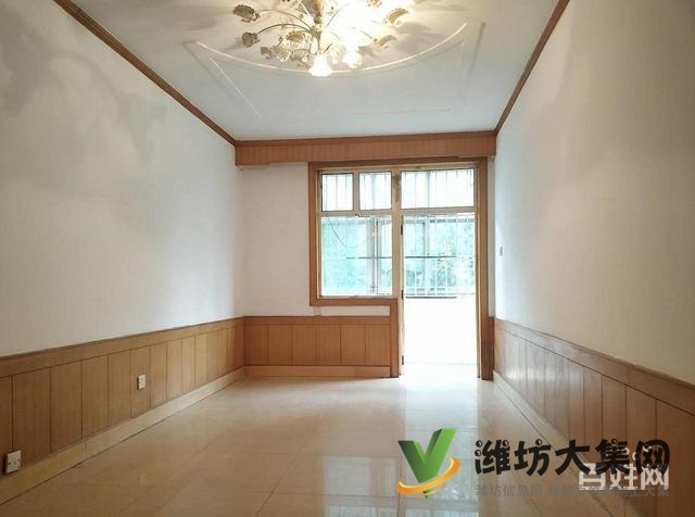 市中心新华* **多层一楼带120平大院子南开门看