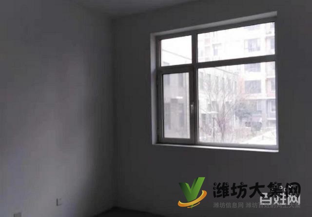 万达九层电梯洋房双商圈三室两厅两卫南北通透132平