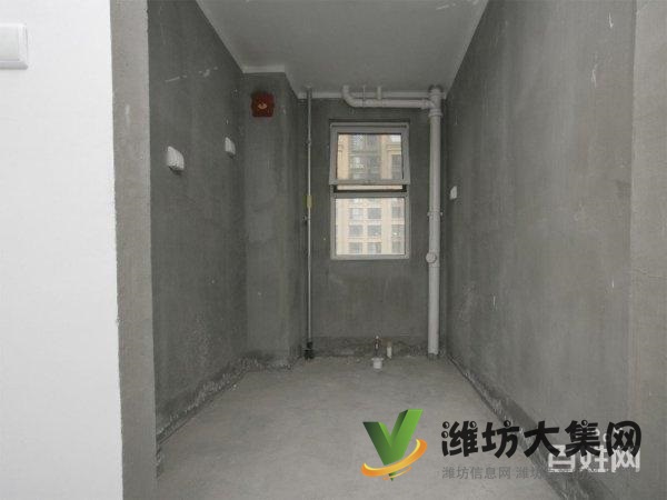 市府广场近,加州世纪尊品准现房122平3室2厅69