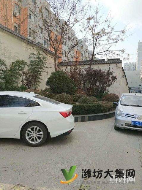 潍州路华城近多层带电梯三室精装修