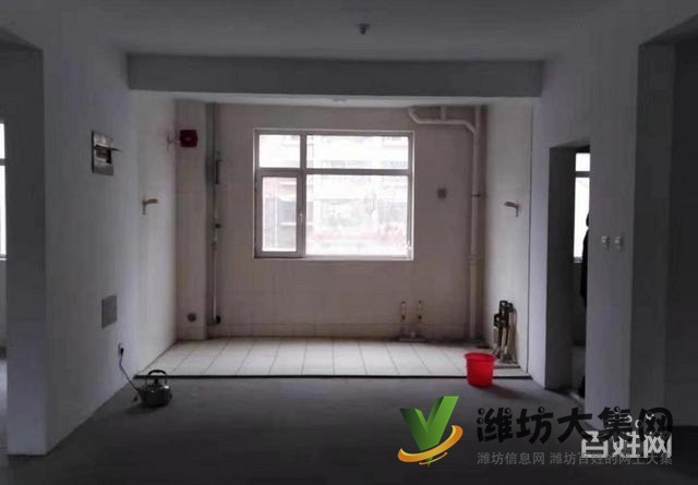 万达九层电梯洋房双商圈三室两厅两卫南北通透132平