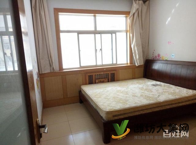 健康街工商局宿舍新华学校近多层2楼90平米标准三室