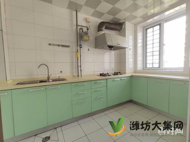 万达西 中丽景多层2楼 精装三室房型方正 潍坊中学