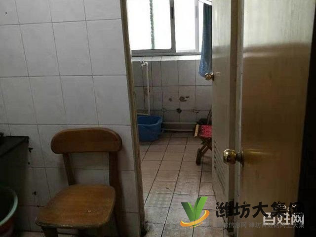 东庄南区多层2楼3明卧朝阳采光好!地上室一间!设施齐全