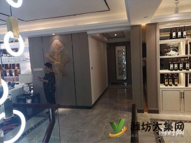 奎文区白浪河畔 高档小区 阳光假日 法式 多层电梯