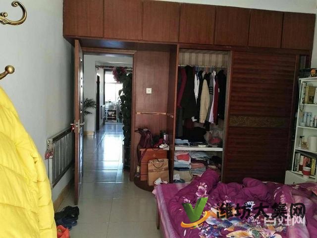 奎文区泰华北 万达近福寿街一楼带院89平3室 精装