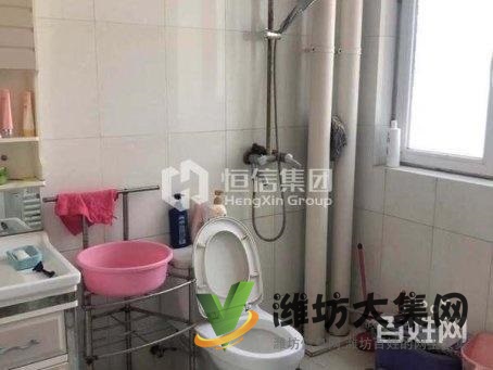 仁和盛庭小区市直机关幼儿园 与锦华一墙之隔公园里的家国企大盘