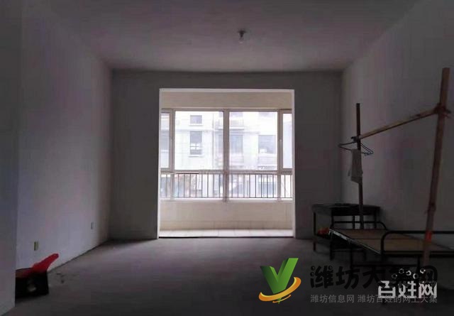 万达九层电梯洋房双商圈三室两厅两卫南北通透132平