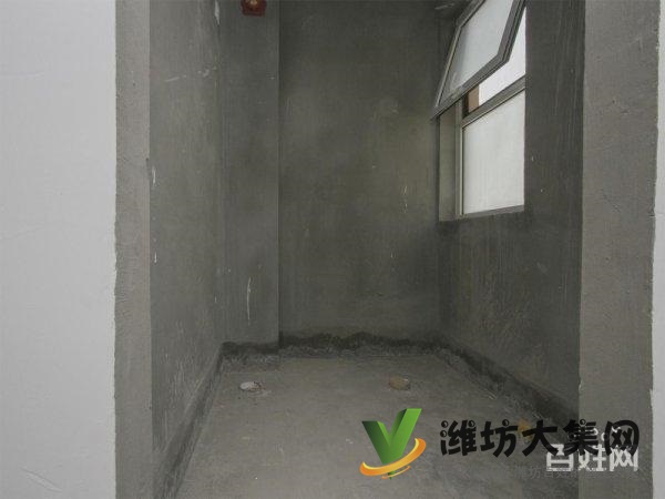 市府广场近,加州世纪尊品准现房122平3室2厅69