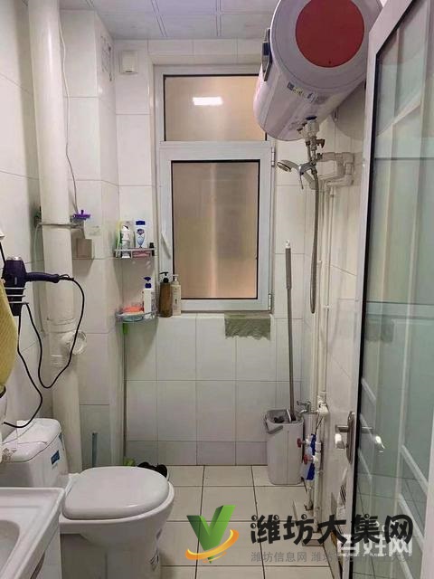 水清木华电梯房精装修,配置全新全配双气供暖,拎包入住1200