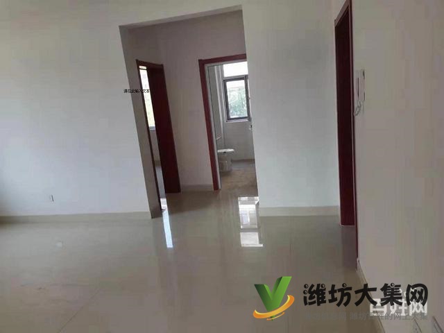 华都颐年园一楼带院三室两厅精装修家具家电齐全双气供暖1400