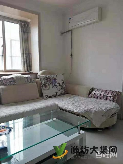 泰华附近东方明珠精装3室带全套家具家电出租