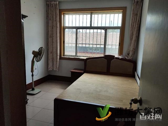 泰华附近小东场家属院精装3室2楼带家具家电出租