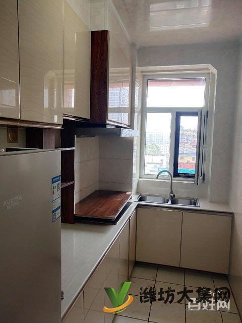 家家悦近高铁北站 交通便利 怡景华府 精装两室