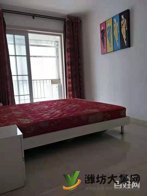 泰华附近东方明珠精装3室带全套家具家电出租