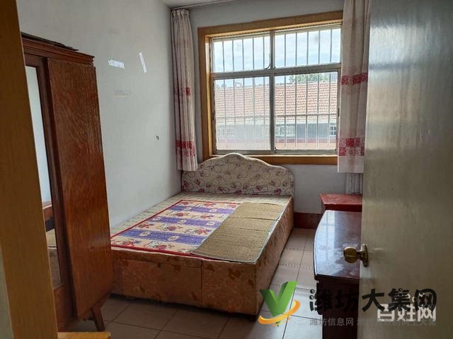 泰华附近小东场家属院精装3室2楼带家具家电出租