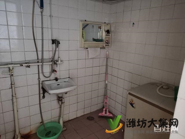 泰华附近小东场家属院精装3室2楼带家具家电出租