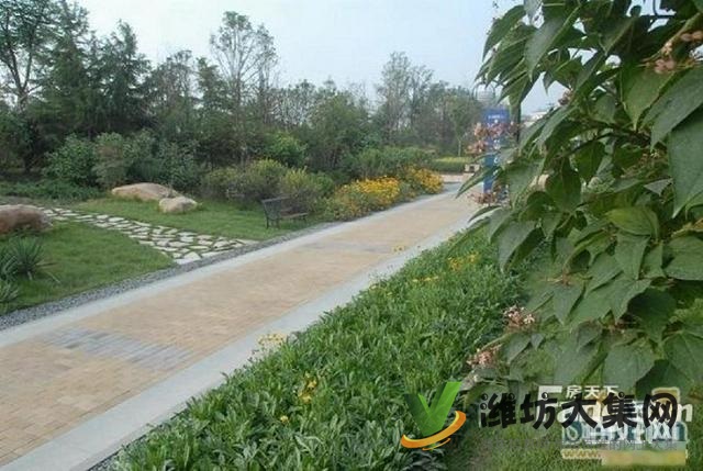 东风街上城佳乐家近好楼层143平3室H户型毛坯带车