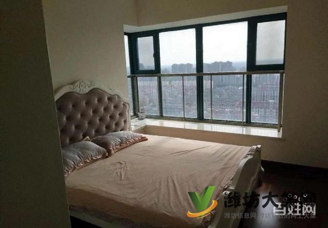 福寿街外国语恒大翡翠华庭,客厅朝阳精装修95万买四