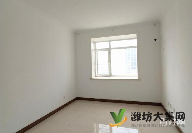 电业局单位房 不沿街中间楼层153平两卫 没税看