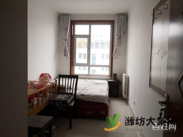 滨河花园近东城双语学校 海岳新区 六室 三室朝阳