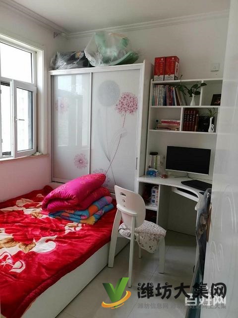 高新近北美枫情 三室二厅二卫 精装有证 送家具家电 工作调动