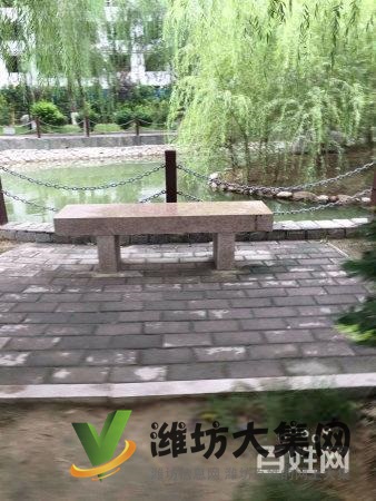 高新近北美枫情 三室二厅二卫 精装有证 送家具家电 工作调动