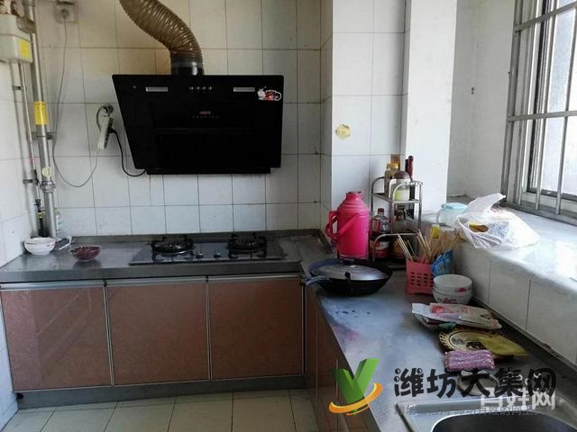 东风街永安路小学近132平客厅朝阳大三室 供暖无税