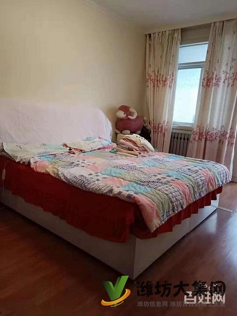 胜利街永安路小学近名都百盛园多层104平精装3室7