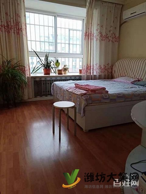 胜利街永安路小学近名都百盛园多层104平精装3室7