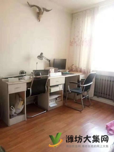 胜利街永安路小学近名都百盛园多层104平精装3室7