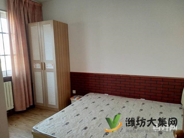 东风街永安路小学近132平客厅朝阳大三室 供暖无税