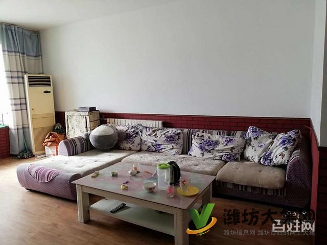 东风街永安路小学近132平客厅朝阳大三室 供暖无税