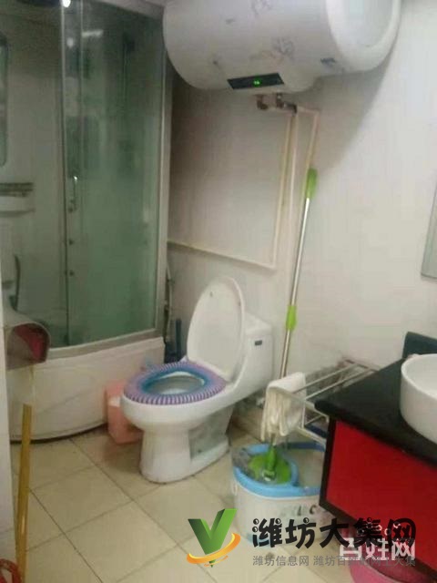 胜利街永安路小学近名都百盛园多层104平精装3室7