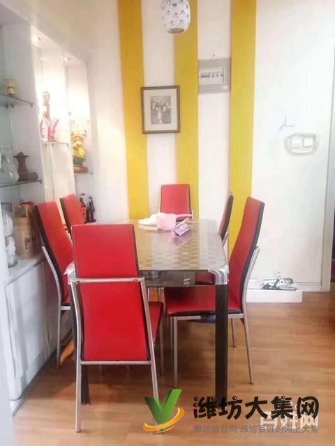 胜利街永安路小学近名都百盛园多层104平精装3室7