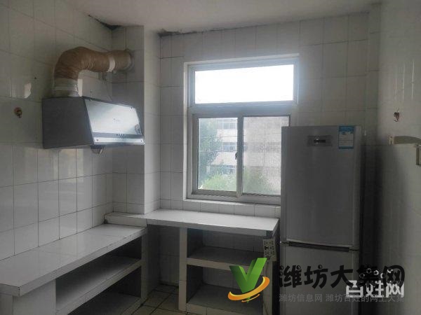 一实小近佳乐家 精装两室 有附房车库 家具家电齐全